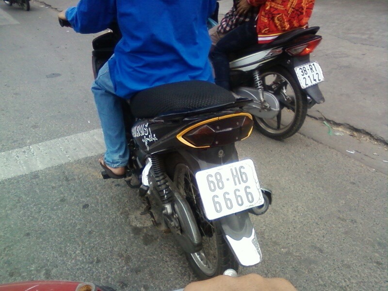 Biển số xe tứ quý 6