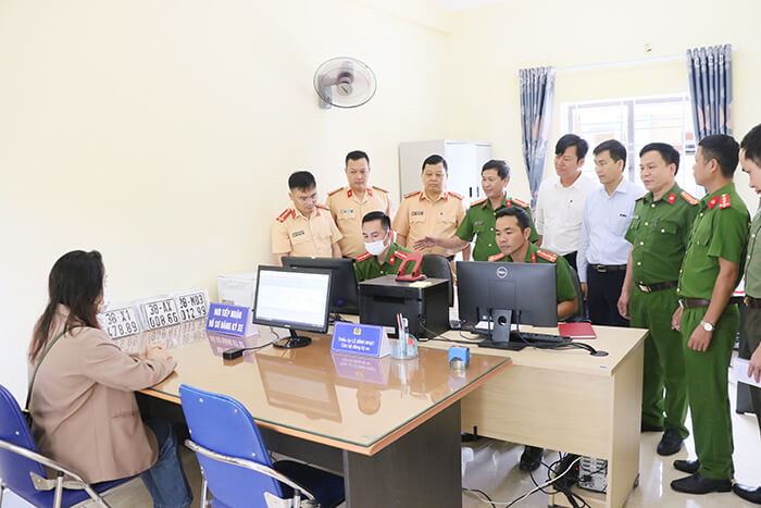 Quy trình làm biển số xe máy