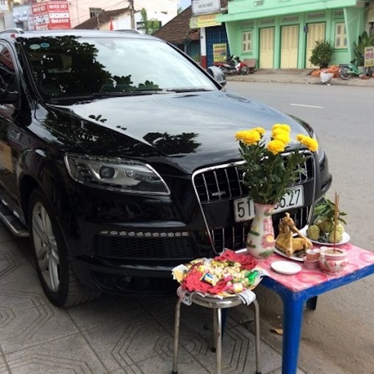 cúng xe giờ nào tốt